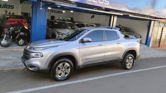 FIAT TORO 1.8 16V EVO FLEX FREEDOM AT6 FIAT TORO 1.8 16V EVO FLEX FREEDOM AT6